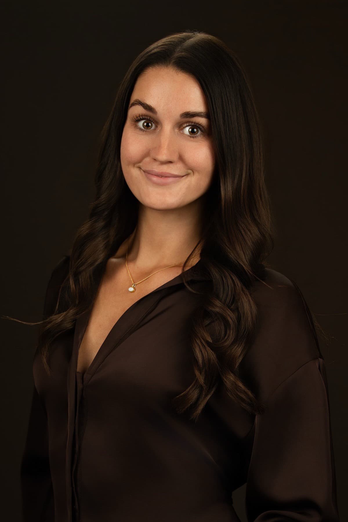 Editorial portrait of Isobel Hardwick, founder of QuotaClub